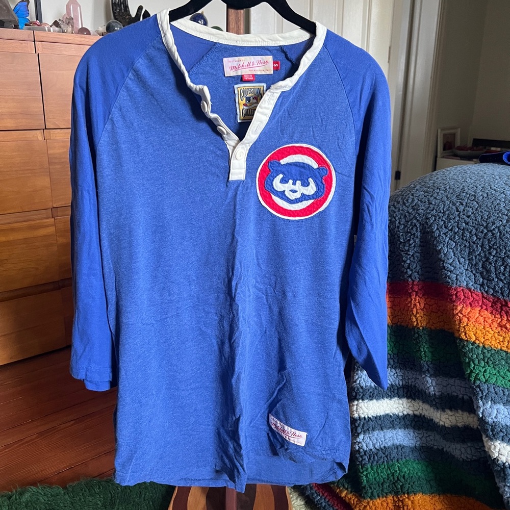 Mitchell & Ness Chicago Cubs logo 3/4 sleeve shirt